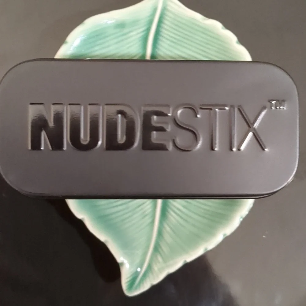 Nudestix Lip Kit